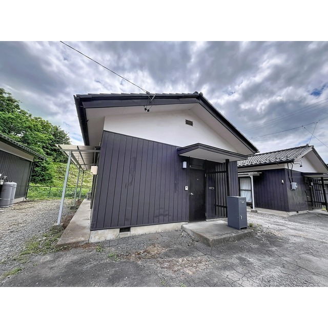 鳥谷川住宅