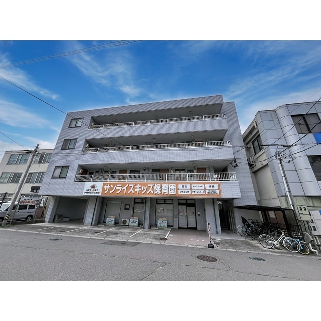 ファミール常田