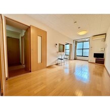 ※2階はカーペット敷