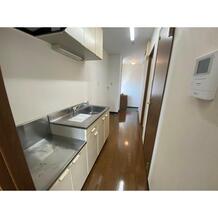同間取の他の部屋の写真です。