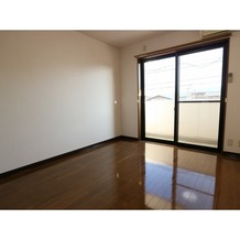 同間取の他の部屋の写真です。