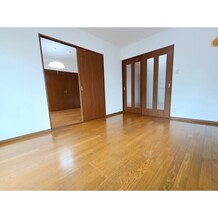 ※写真は201号室です。