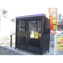 敷地内専用ゴミ置き場あり