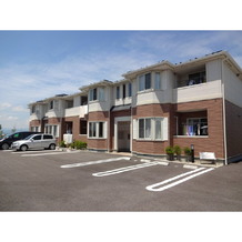 長野県小諸市御影新田のアパート