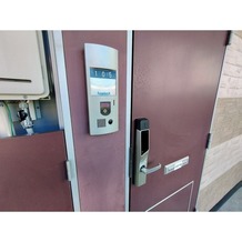 同型写真です