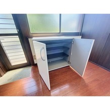 シューズボックス