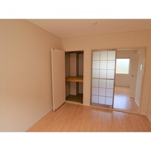 リビングには収納も♪