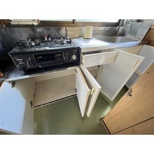 キッチン下収納※コンロは設備ではありませ