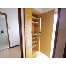 シューズボックス