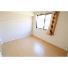 洋室6.4帖
