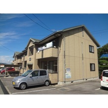 長野県小諸市御幸町2丁目のアパート