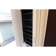シューズボックス