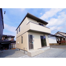 長野県塩尻市広丘高出の戸建