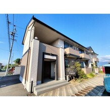 フローレンスアゼリア　B棟
