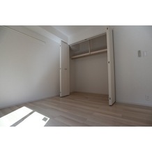 洋室6.1帖　収納