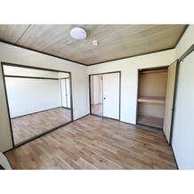 同建物・同間取の別のお部屋の写真となりま