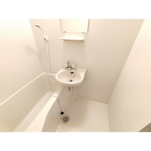 同型写真です