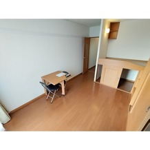同型写真です