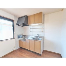 ※同物件別部屋の写真です
