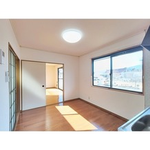 ※同物件別部屋の写真です