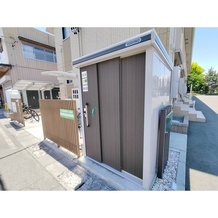 敷地内ごみ置き場