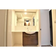 ※同建物反転間取り部屋の画像です