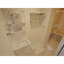 ※写真は同型物件のものです。