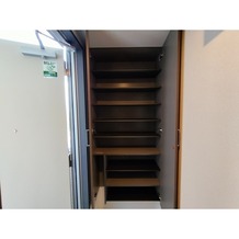 シューズボックス