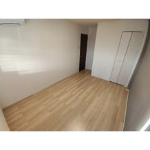 ※同建物の反転間取り画像です。