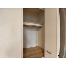 ※同建物の反転間取り画像です。