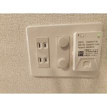 ※同建物の反転間取り画像です。