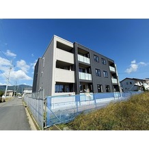 シャーメゾン春の宮 