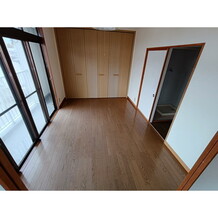 リフォーム工事前のお写真です。