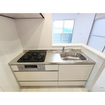 同タイプ部屋の画像を使用しています