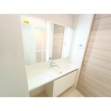 同タイプ部屋の画像を使用しています