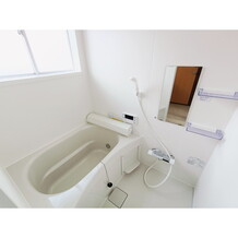 ※リフォーム中の為中号室の写真は中号室で