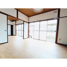 ※リフォーム中の為中号室の写真は中号室で